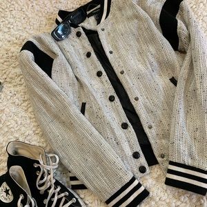 TRENDY BLACK AND WHITE BOMBER JACKET BARELY WORN